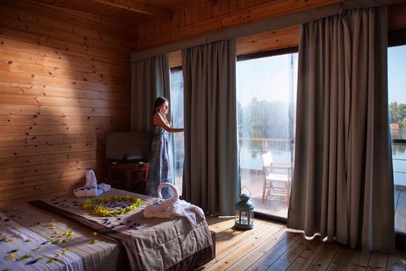Plana Hotel Castel Volturno Bagian luar foto